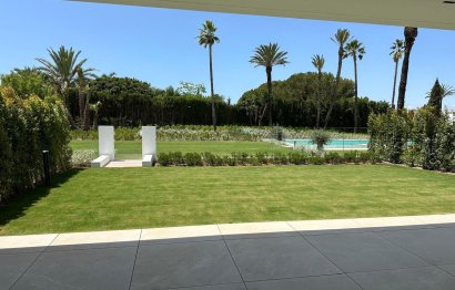 Resale - House - Semi-Detached House - Marbella - Nueva Andalucia