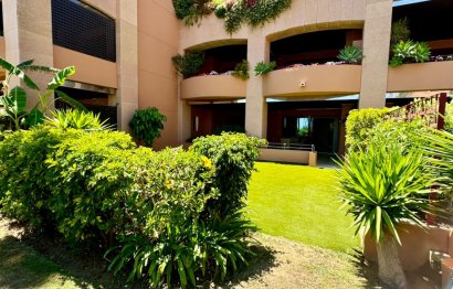 Resale - Apartment - Ground Floor Apartment - Marbella - Puerto Banús