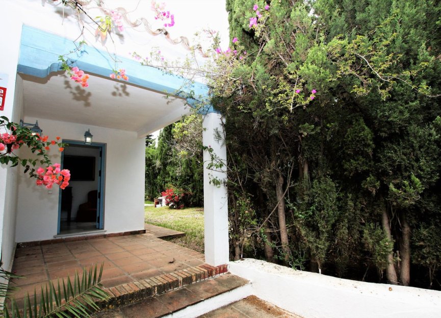 Resale - House - Detached Villa - Marbella - Cabopino