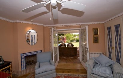 Resale - House - Detached Villa - Marbella - Guadalmina Baja