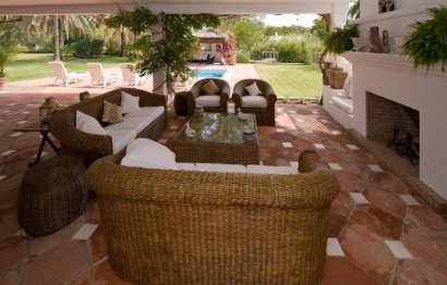 Resale - House - Detached Villa - Marbella - Guadalmina Baja