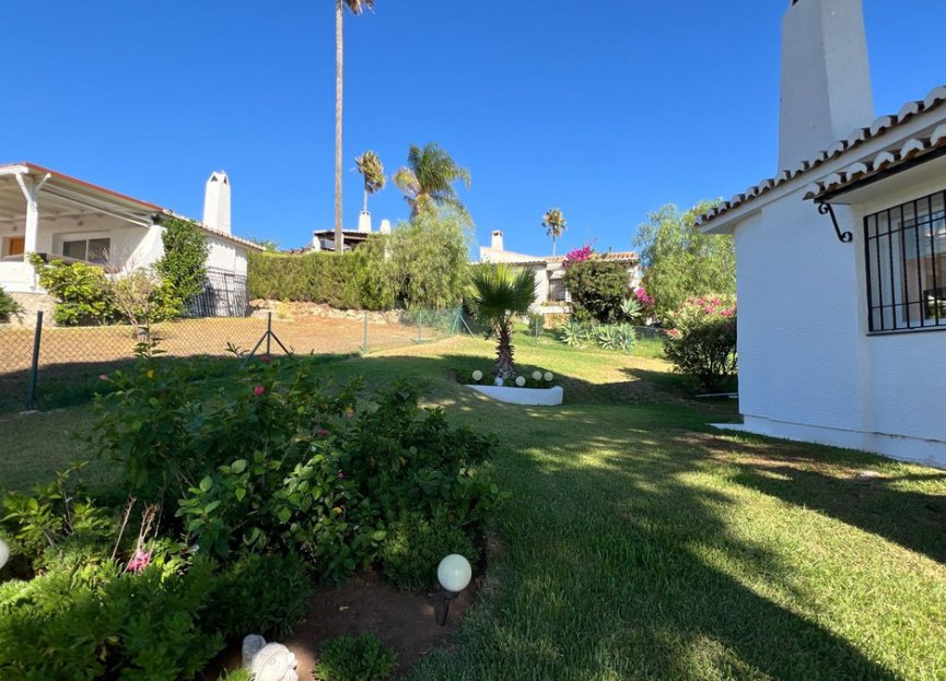 Resale - House - Detached Villa - Mijas - La Cala De Mijas