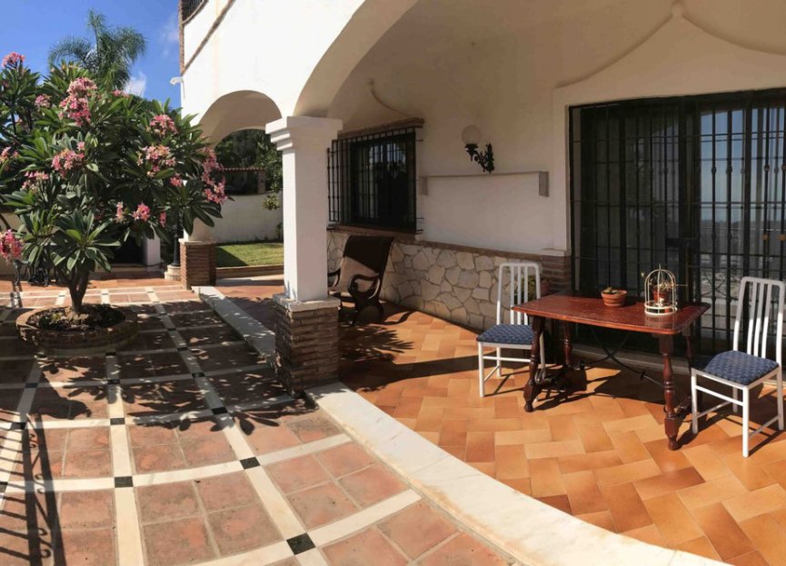 Resale - House - Detached Villa - Mijas - Mijas Centro