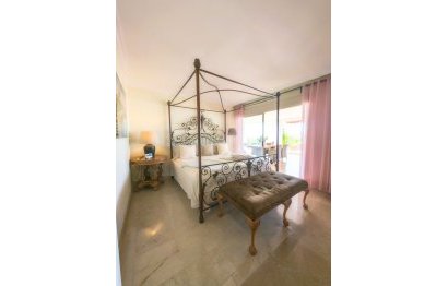 Resale - Apartment - Ground Floor Apartment - Marbella - Nueva Andalucia