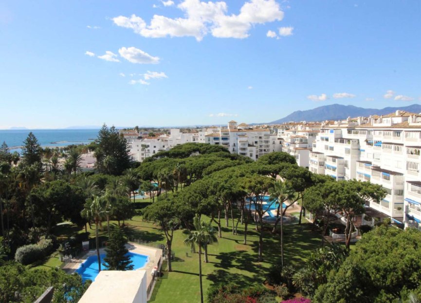 Resale - Apartment - Penthouse - Marbella - Puerto Banús