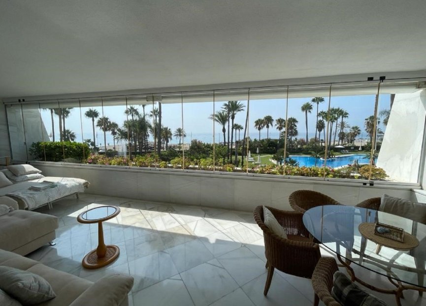 Resale - Apartment - Middle Floor Apartment - Marbella - Puerto Banús