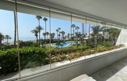 Resale - Apartment - Middle Floor Apartment - Marbella - Puerto Banús