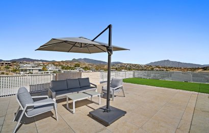 Resale - House - Detached Villa - Estepona - Cancelada