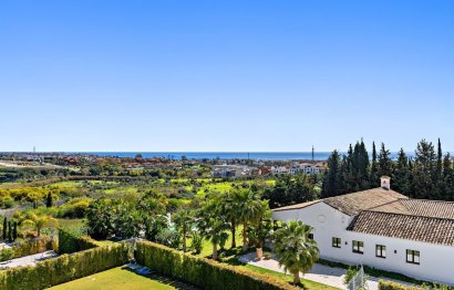 Resale - House - Detached Villa - Estepona - Cancelada