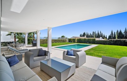 Resale - House - Detached Villa - Estepona - Cancelada