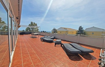 Resale - Apartment - Penthouse - Marbella - Cabopino