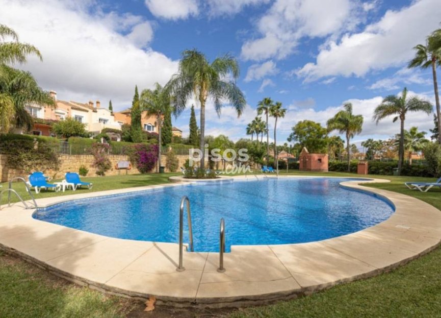 Resale - House - Townhouse - Marbella - Nueva Andalucia