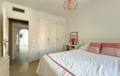 Resale - House - Townhouse - Marbella - Nueva Andalucia