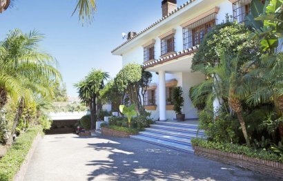 Resale - House - Detached Villa - Marbella - Guadalmina Baja