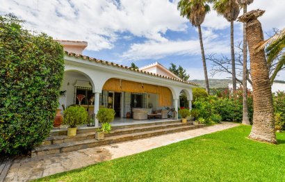 Resale - House - Detached Villa - Marbella - Marbella Centro