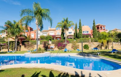 Resale - House - Townhouse - Marbella - Nueva Andalucia