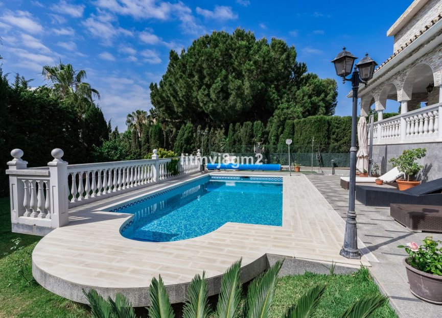 Resale - House - Detached Villa - Marbella - Artola