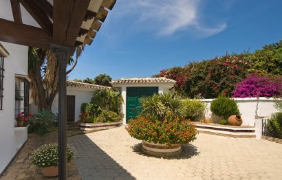 Resale - House - Detached Villa - Benalmádena - Benalmadena Costa