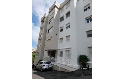 Resale - Apartment - Ground Floor Apartment - Marbella - Nueva Andalucia