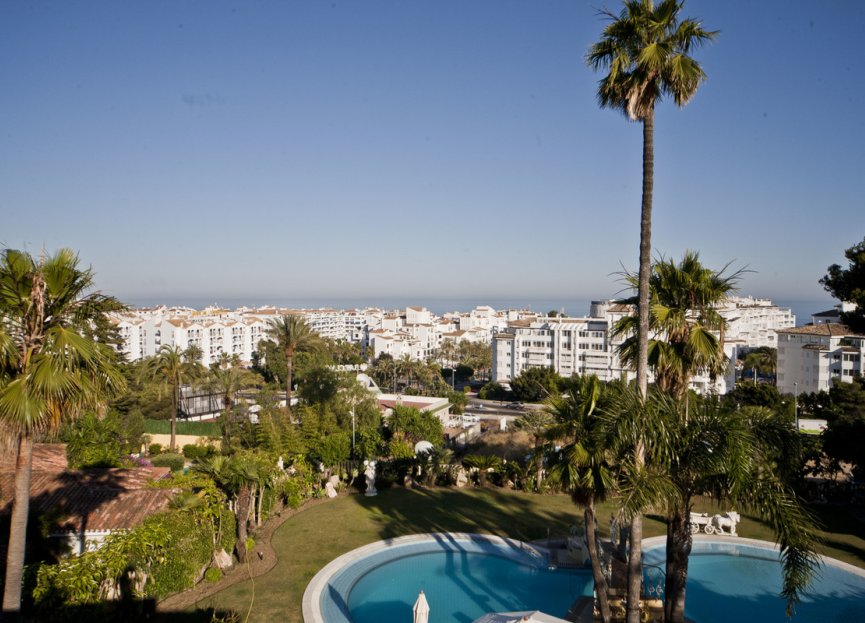 Resale - House - Detached Villa - Marbella - Puerto Banús