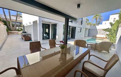 Resale - House - Detached Villa - Marbella - Puerto Banús