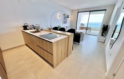 Resale - Apartment - Middle Floor Apartment - Benalmádena - Benalmadena Costa