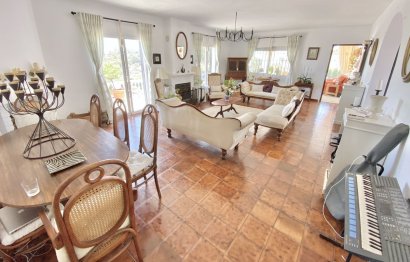 Resale - House - Detached Villa - Mijas - La Cala De Mijas