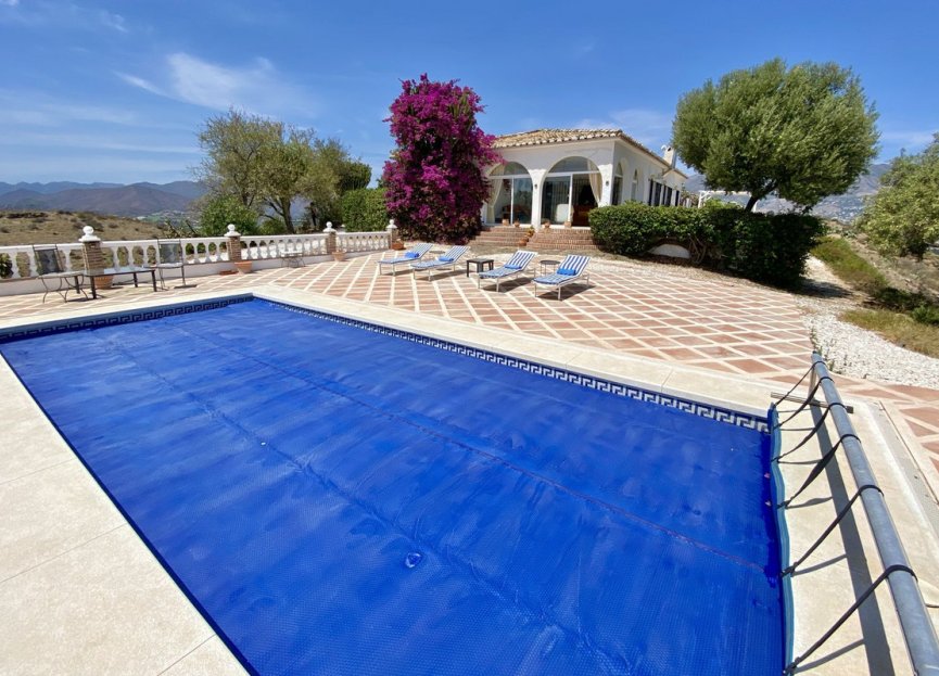 Resale - House - Detached Villa - Mijas - La Cala De Mijas