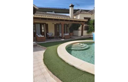 Resale - House - Finca - Cortijo - Estepona - Estepona Centro