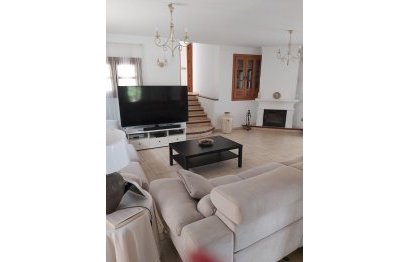 Resale - House - Finca - Cortijo - Estepona - Estepona Centro