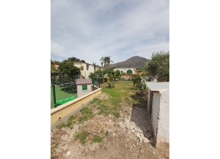 Resale - House - Finca - Cortijo - Estepona - Estepona Centro