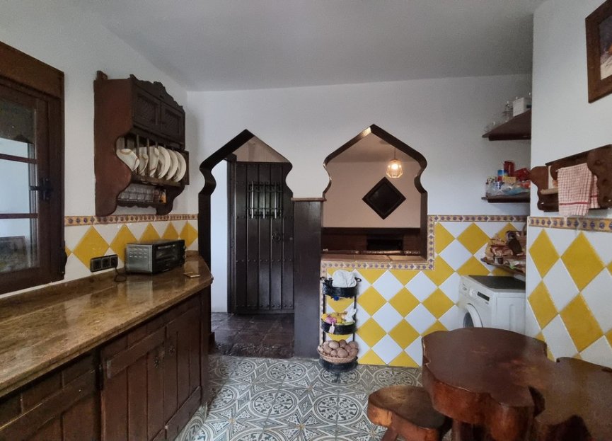 Resale - House - Finca - Cortijo - Casares - Casares Centro