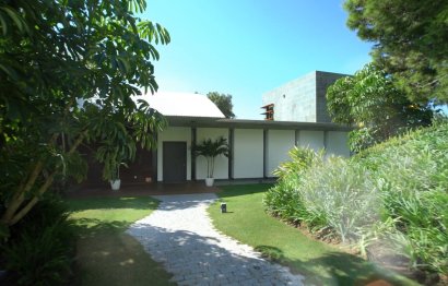 Resale - House - Detached Villa - Mijas