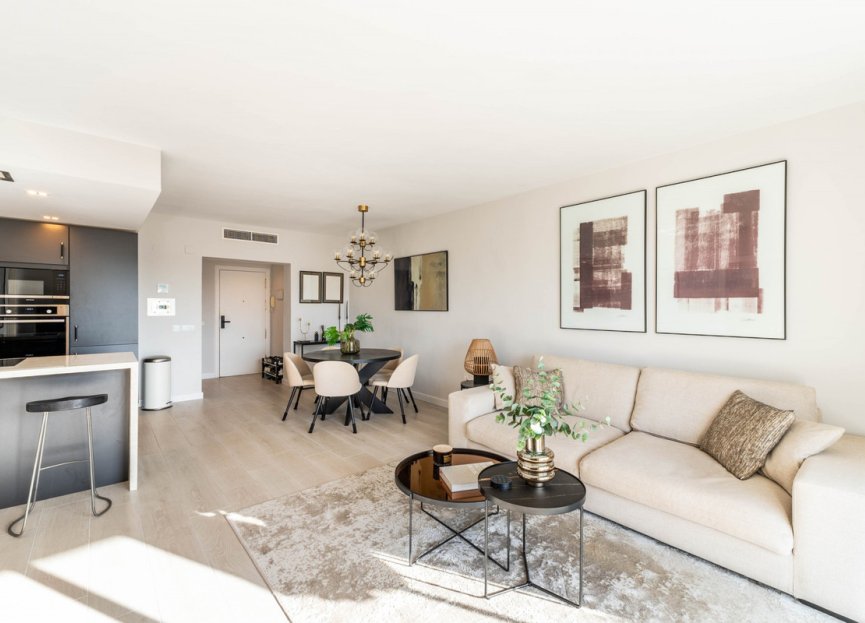 Resale - Apartment - Middle Floor Apartment - Marbella - Nueva Andalucia