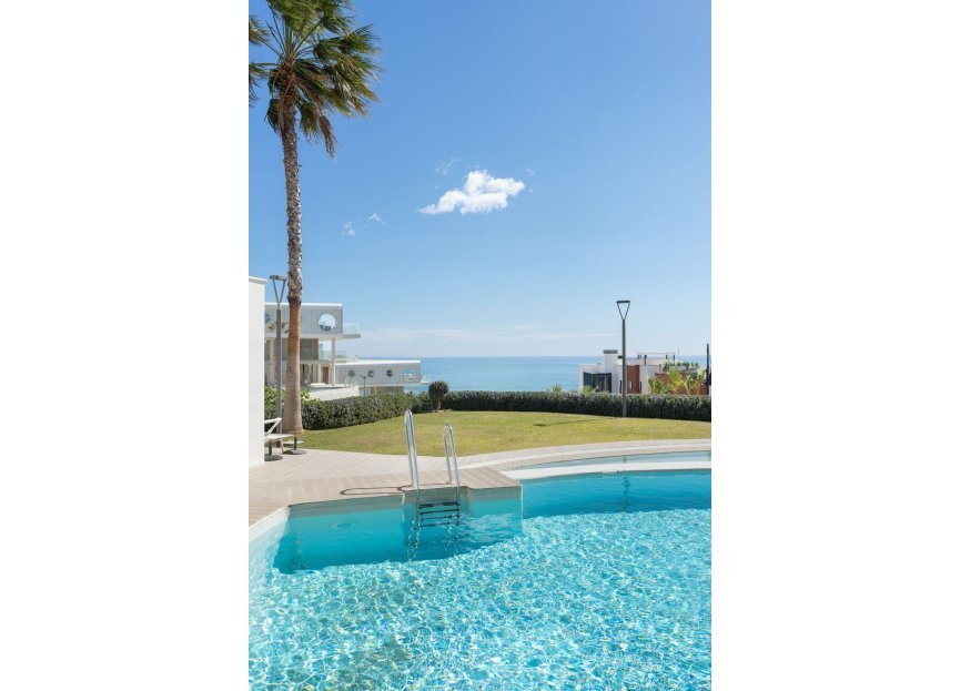 Resale - Apartment - Middle Floor Apartment - Fuengirola - Fuengirola Centro