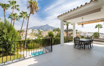 Resale - House - Detached Villa - Marbella - Nueva Andalucia