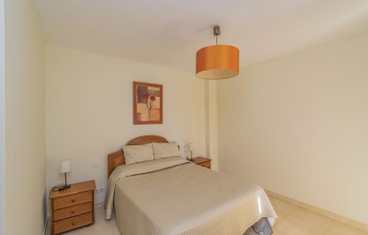 Resale - Apartment - Middle Floor Apartment - Estepona - New Golden Mile