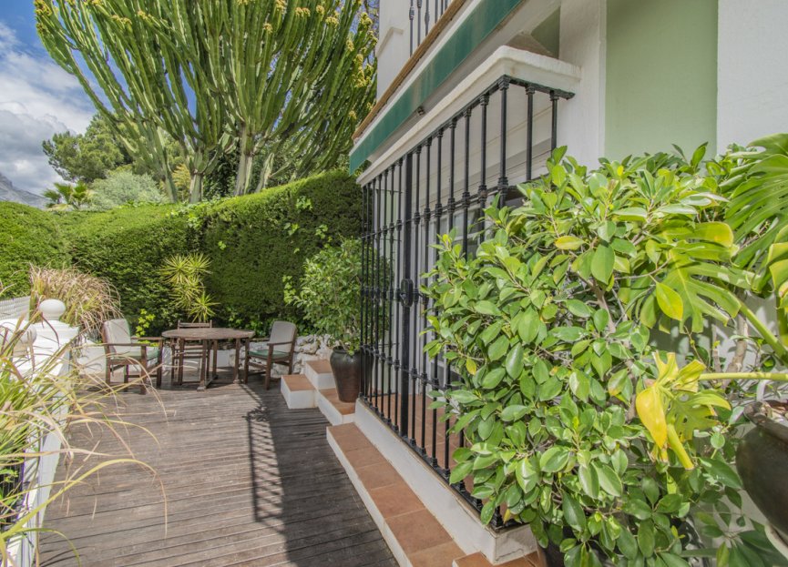 Resale - Apartment - Ground Floor Apartment - Marbella - Nueva Andalucia