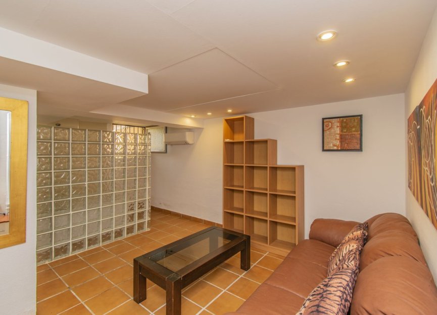 Resale - House - Townhouse - Marbella - Nueva Andalucia