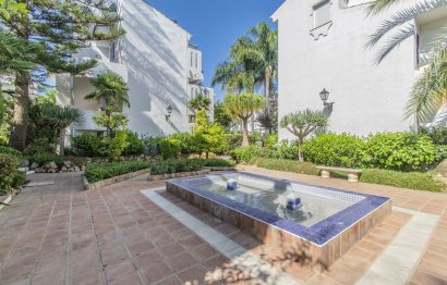 Resale - Apartment - Ground Floor Apartment - Marbella - Nueva Andalucia