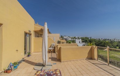 Resale - Apartment - Penthouse Duplex - Estepona - Selwo