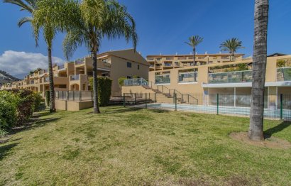 Resale - Apartment - Penthouse Duplex - Estepona - Selwo