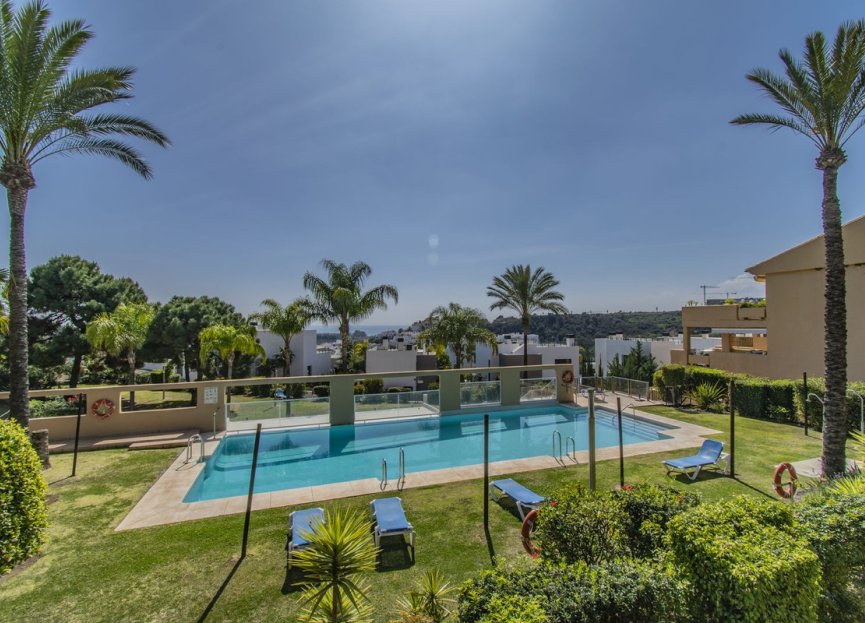 Resale - Apartment - Penthouse Duplex - Estepona - Selwo