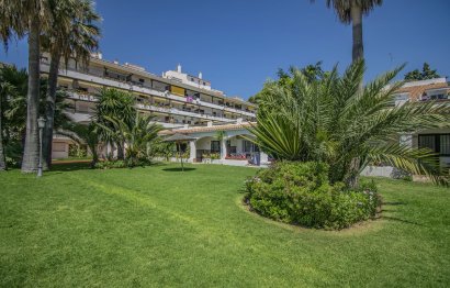 Resale - Apartment - Ground Floor Apartment - Marbella - The Golden Mile