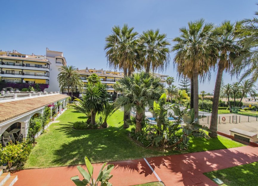 Resale - Apartment - Ground Floor Apartment - Marbella - The Golden Mile