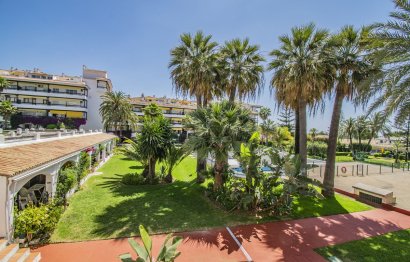 Resale - Apartment - Ground Floor Apartment - Marbella - The Golden Mile