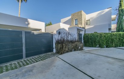 Resale - House - Detached Villa - Marbella - The Golden Mile