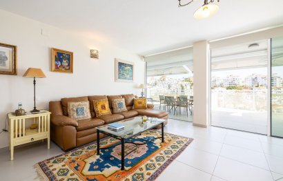 Resale - Apartment - Middle Floor Apartment - Benalmádena - Benalmadena Costa