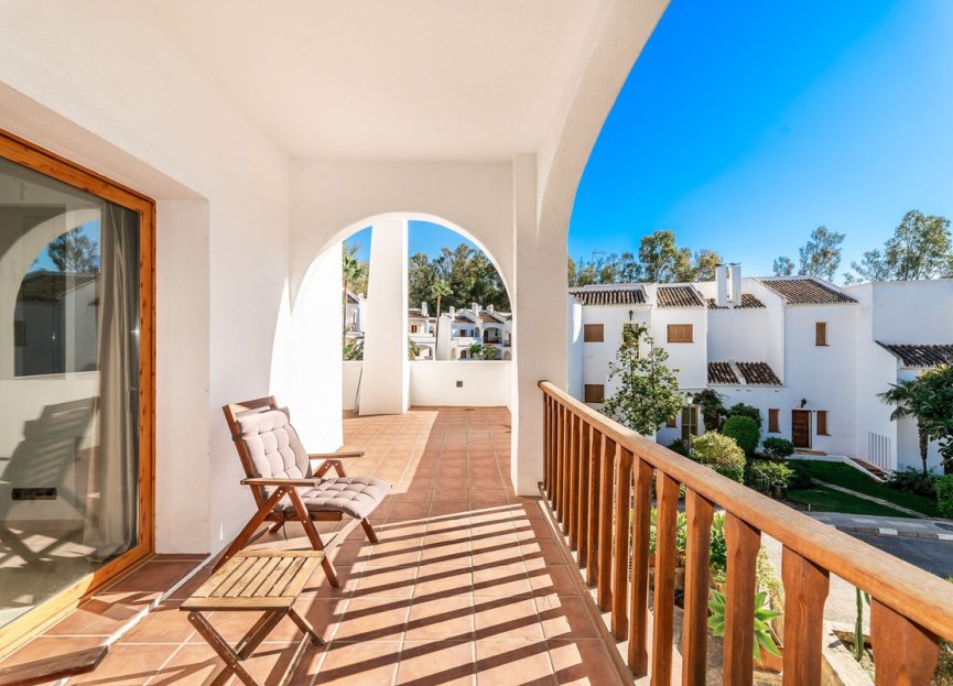 Resale - House - Detached Villa - Marbella - Nueva Andalucia