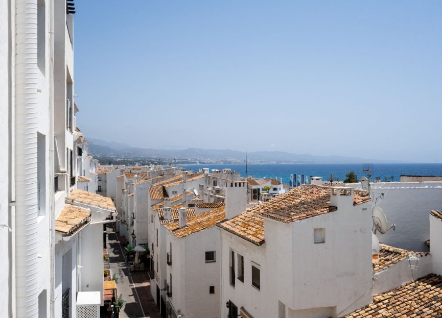 Resale - Apartment - Top Floor Apartment - Marbella - Puerto Banús